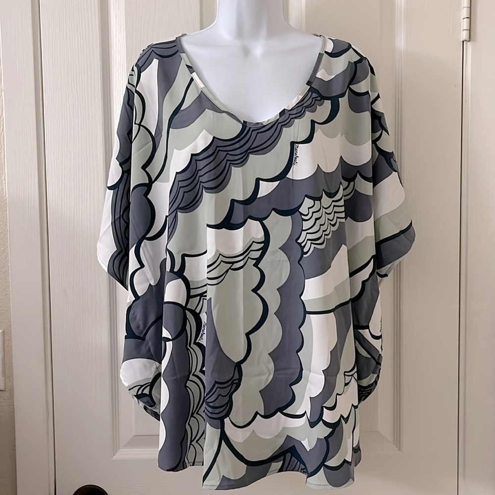 NWT Manuhealii Lanikai Caftan Keʻao Shades of Gray OS